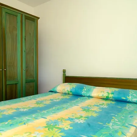 Bambu'-pescoluse * 마리나 디 페스콜루스